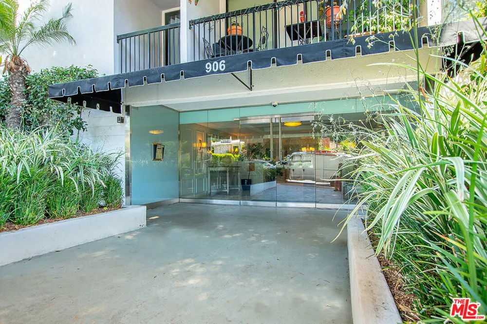 906 Doheny Drive #510 West Hollywood, CA 90069