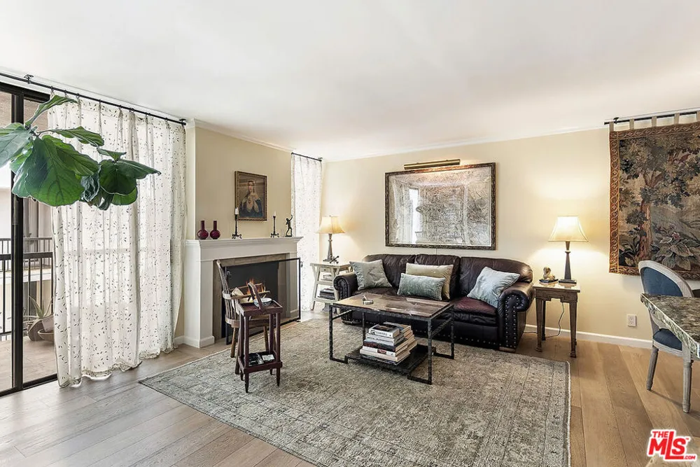 906 Doheny Drive #510 West Hollywood, CA 90069