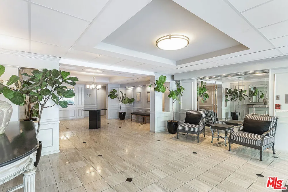 906 Doheny Drive #510 West Hollywood, CA 90069
