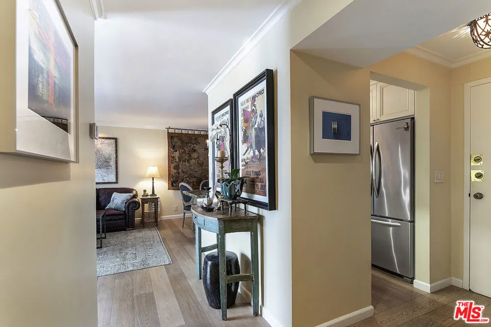906 Doheny Drive #510 West Hollywood, CA 90069