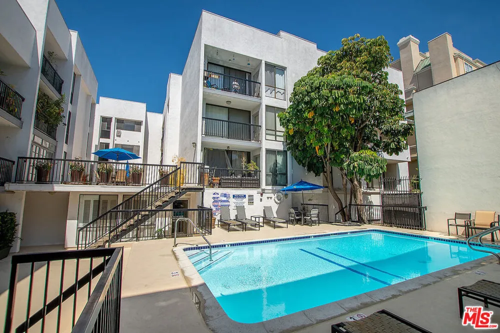 906 Doheny Drive #510 West Hollywood, CA 90069
