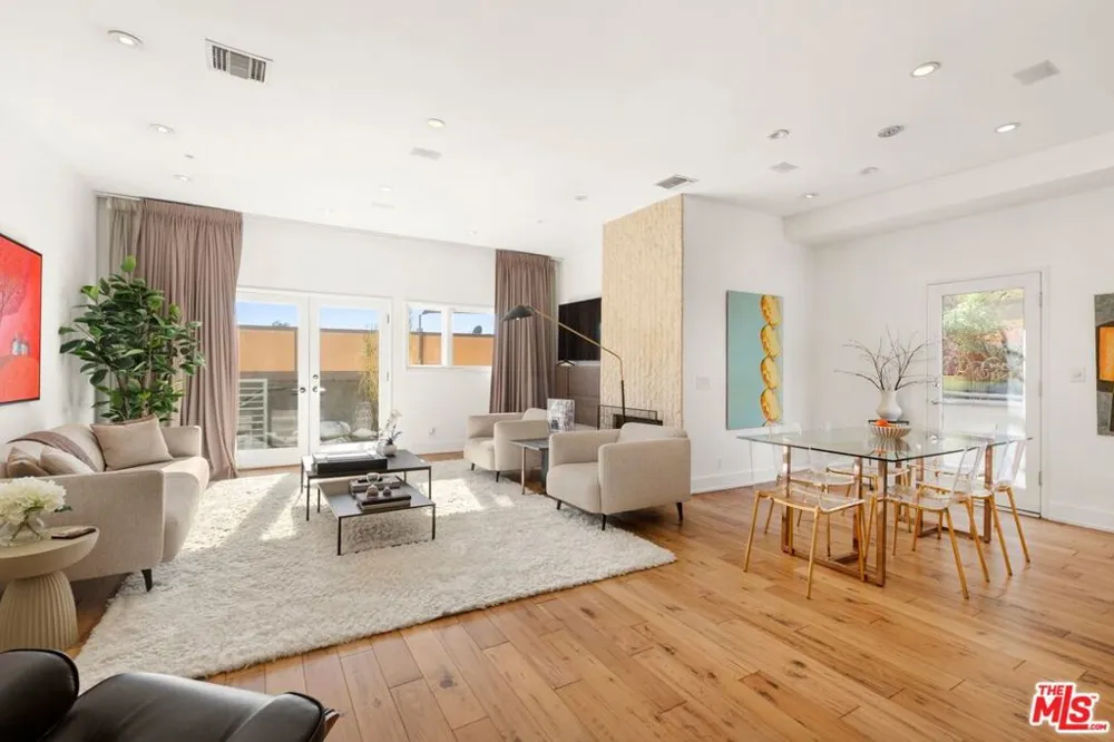 1145 Horn Avenue #E West Hollywood, CA 90069