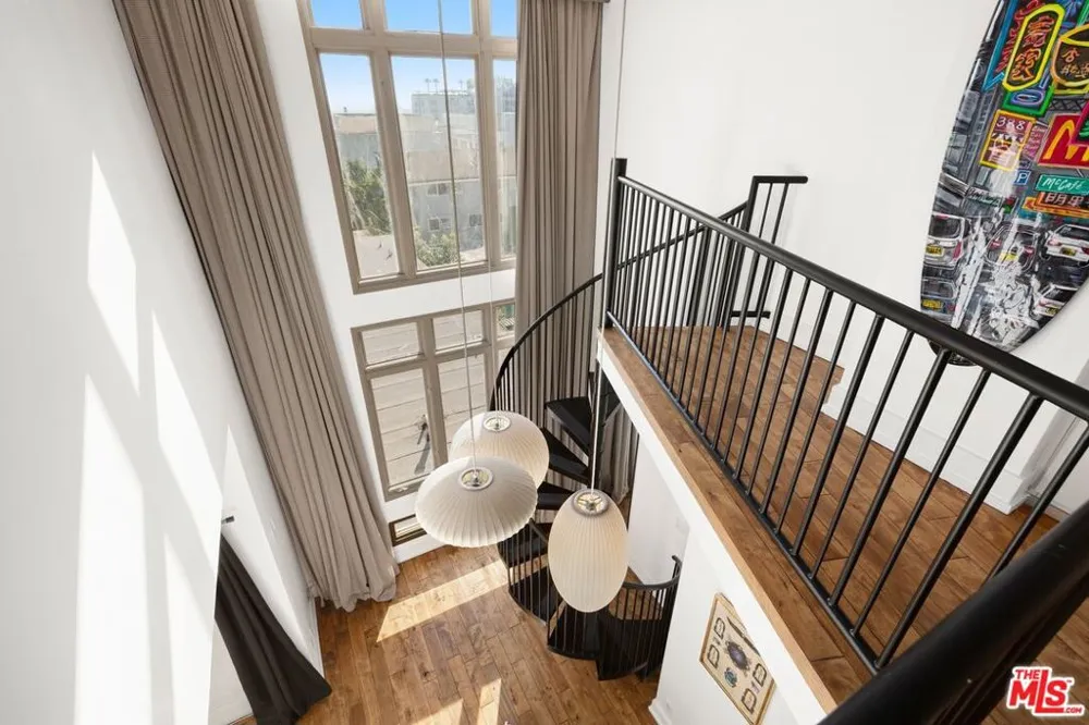 1145 Horn Avenue #E West Hollywood, CA 90069