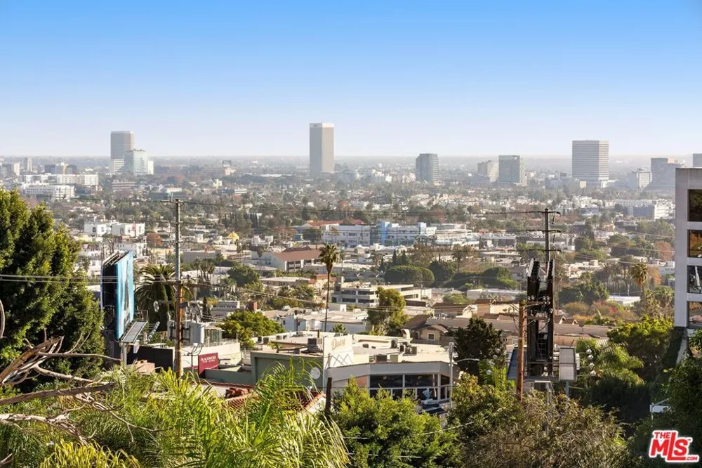 1145 Horn Avenue #E West Hollywood, CA 90069