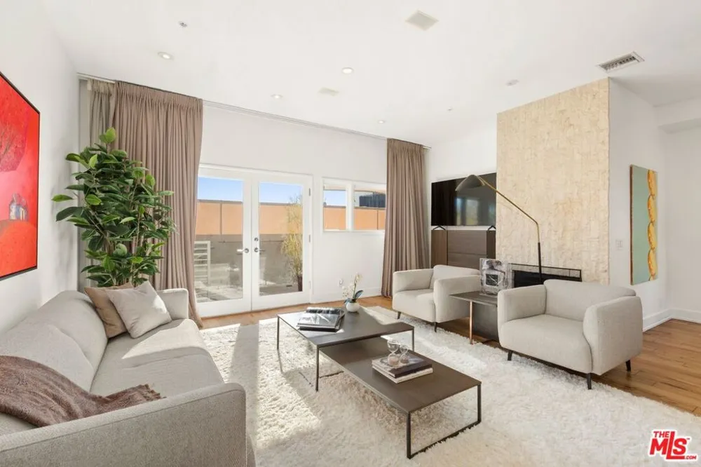 1145 Horn Avenue #E West Hollywood, CA 90069