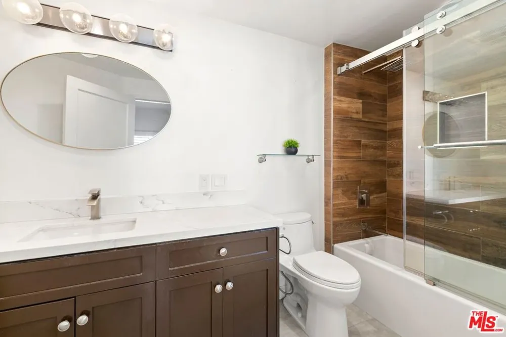 1145 Horn Avenue #E West Hollywood, CA 90069