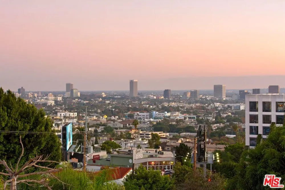 1145 Horn Avenue #E West Hollywood, CA 90069