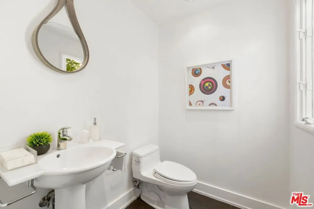1145 Horn Avenue #E West Hollywood, CA 90069