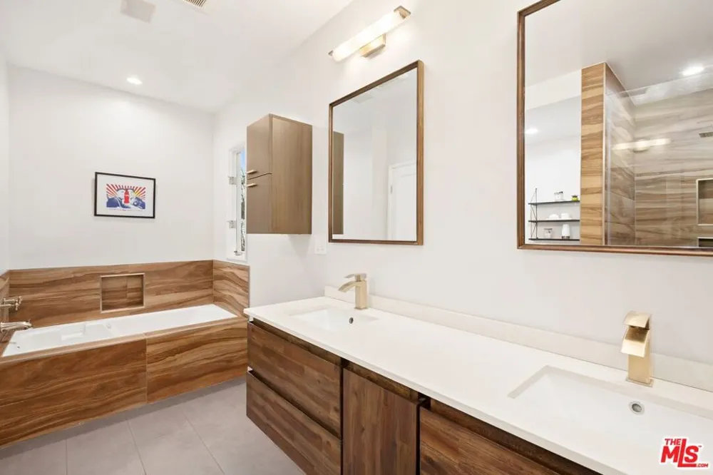 1145 Horn Avenue #E West Hollywood, CA 90069