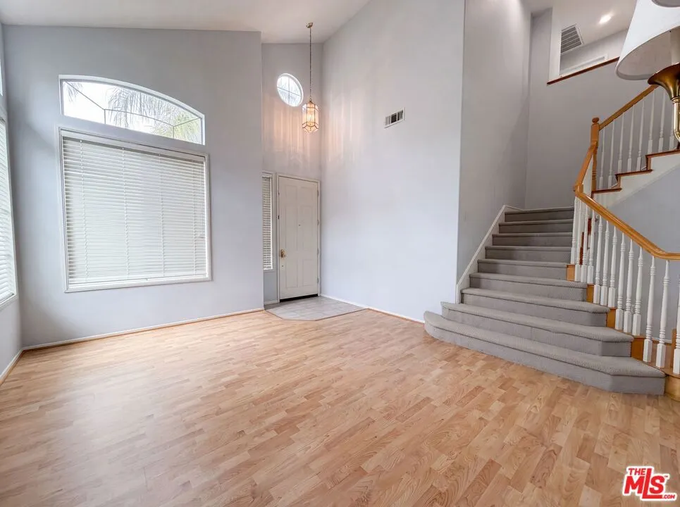 23608 Ashwood Place Valencia, CA 91354