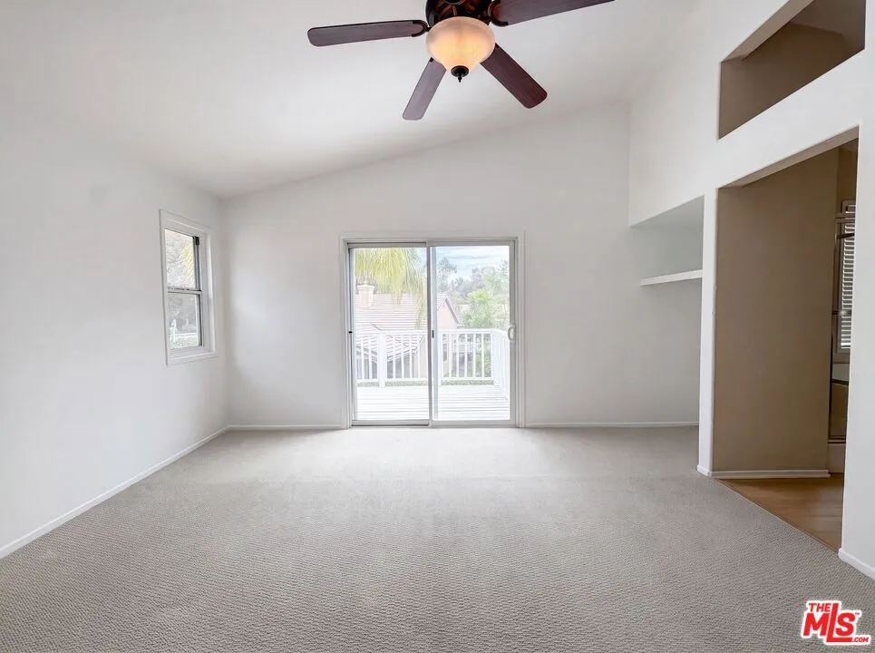23608 Ashwood Place Valencia, CA 91354