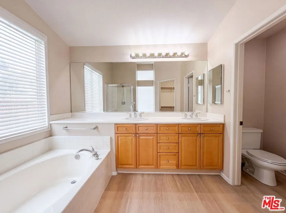23608 Ashwood Place Valencia, CA 91354