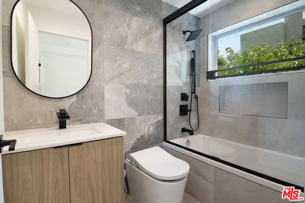 1236 Fairfax Avenue #3 West Hollywood, CA 90046
