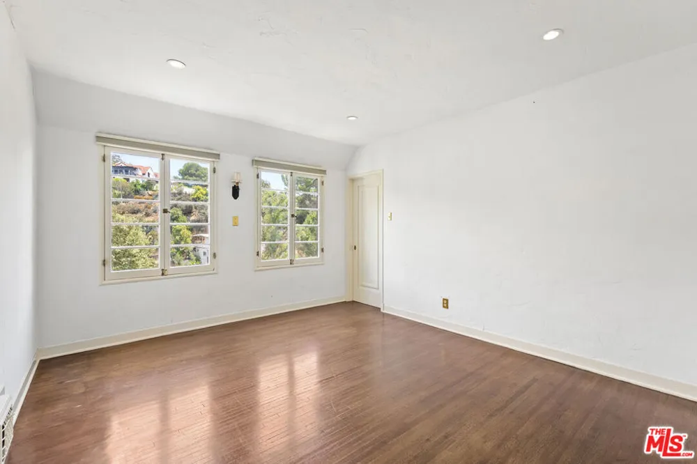 6311 Heather Drive Los Angeles, CA 90068