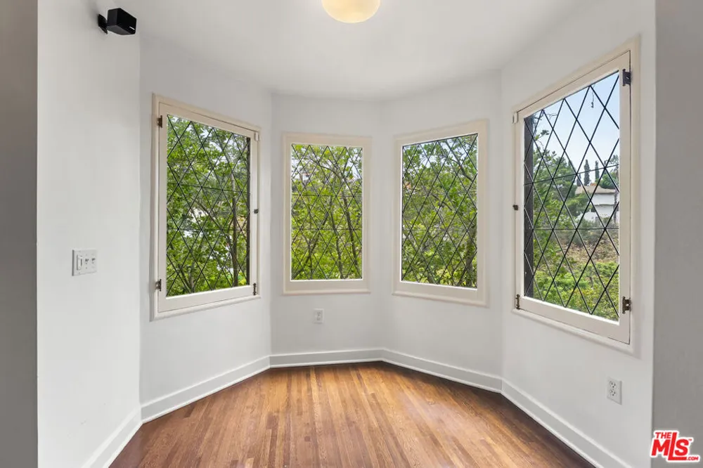 6311 Heather Drive Los Angeles, CA 90068