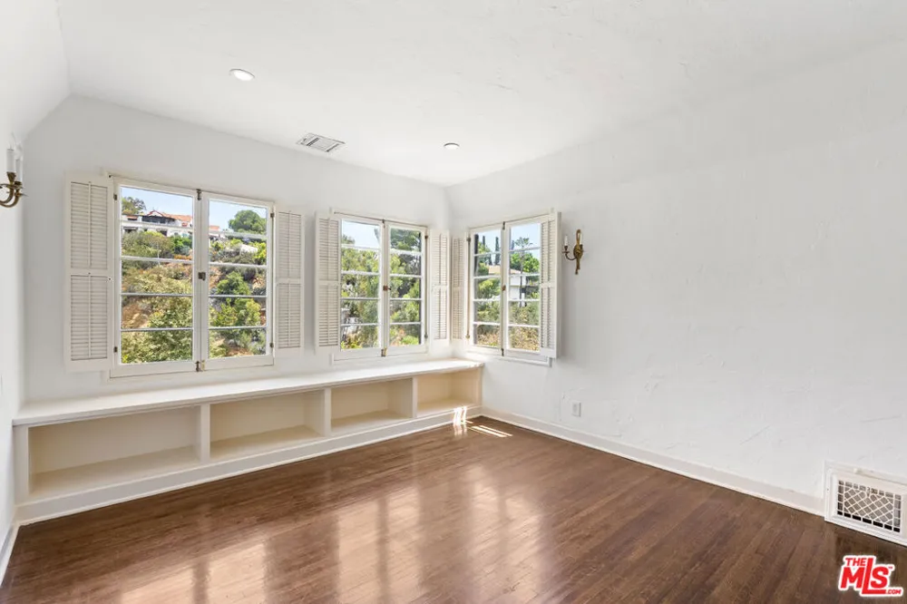 6311 Heather Drive Los Angeles, CA 90068