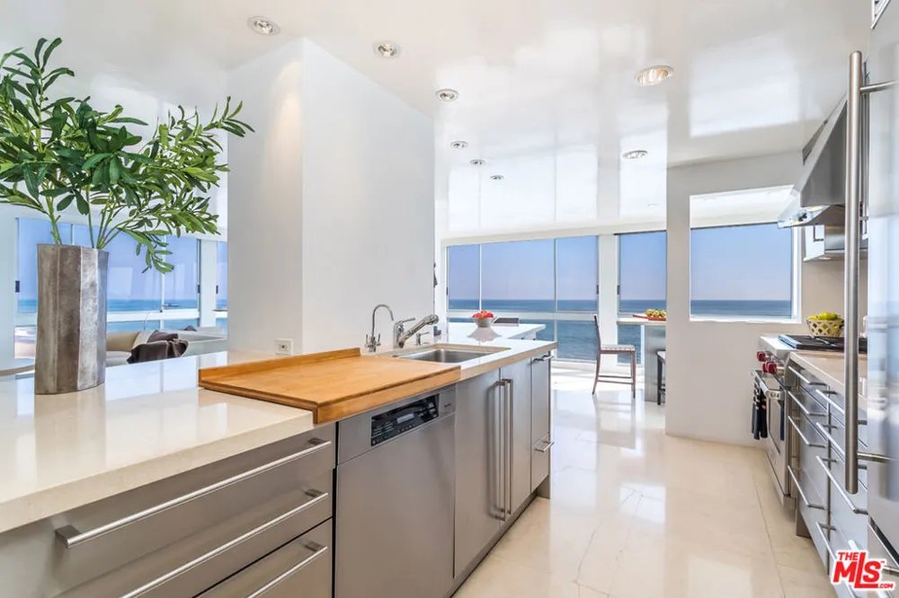 22548 Pacific Coast Highway #111 Malibu, CA 90265
