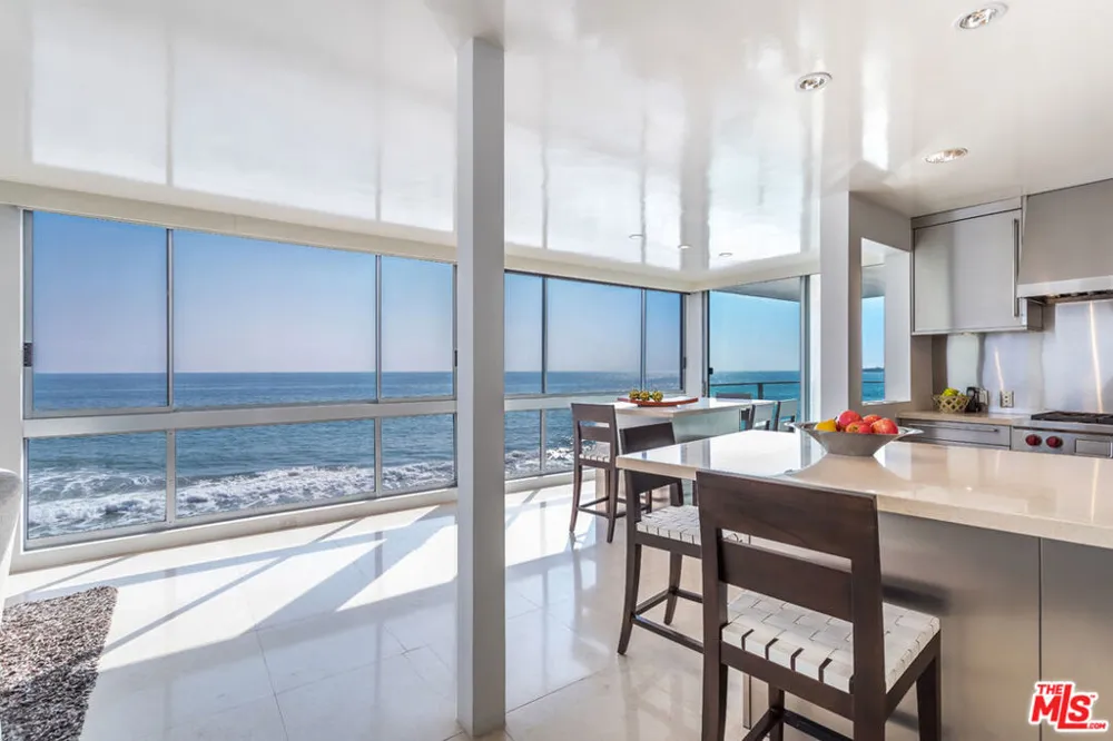 22548 Pacific Coast Highway #111 Malibu, CA 90265