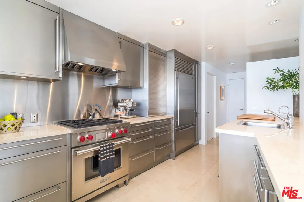 22548 Pacific Coast Highway #111 Malibu, CA 90265