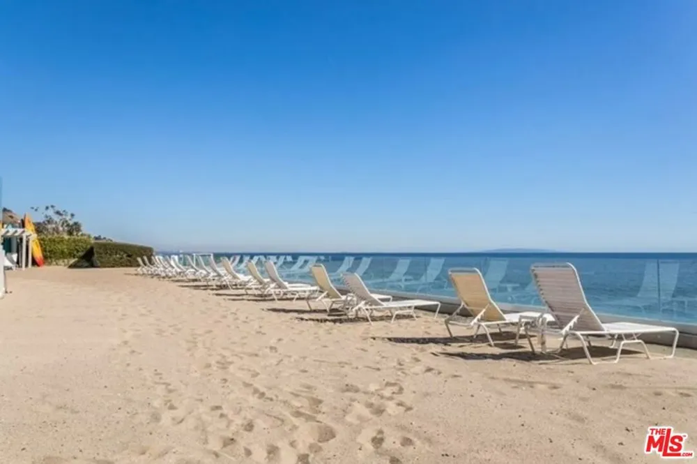 22548 Pacific Coast Highway #111 Malibu, CA 90265