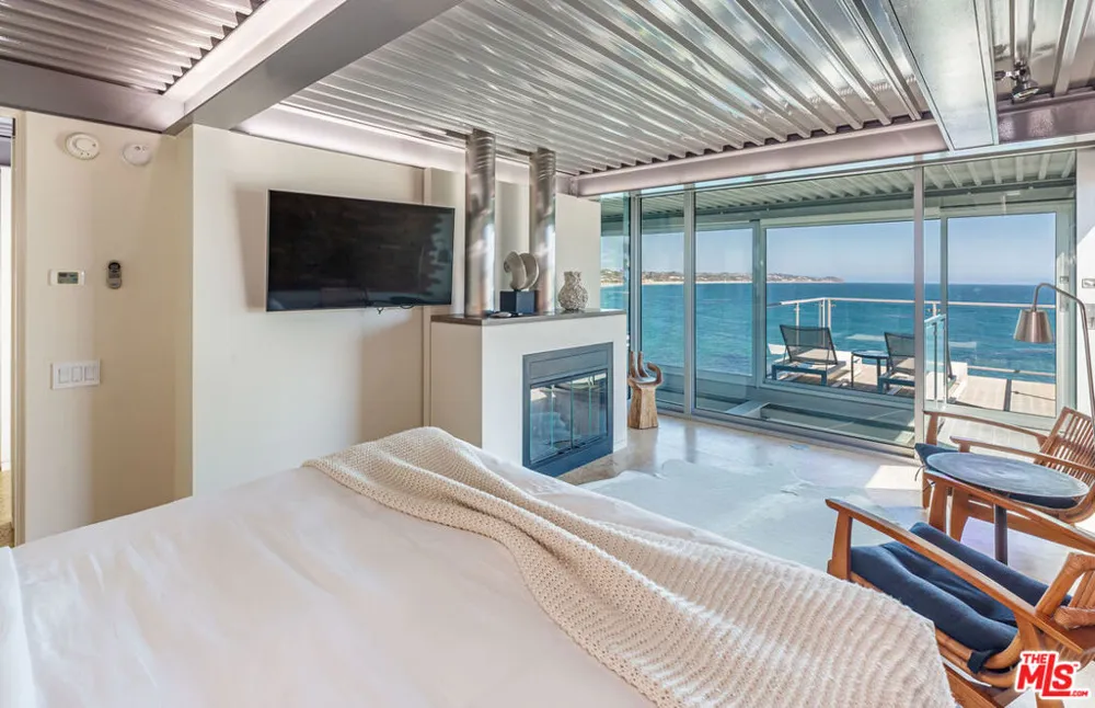 6525 Point Lechuza Drive Malibu, CA 90265