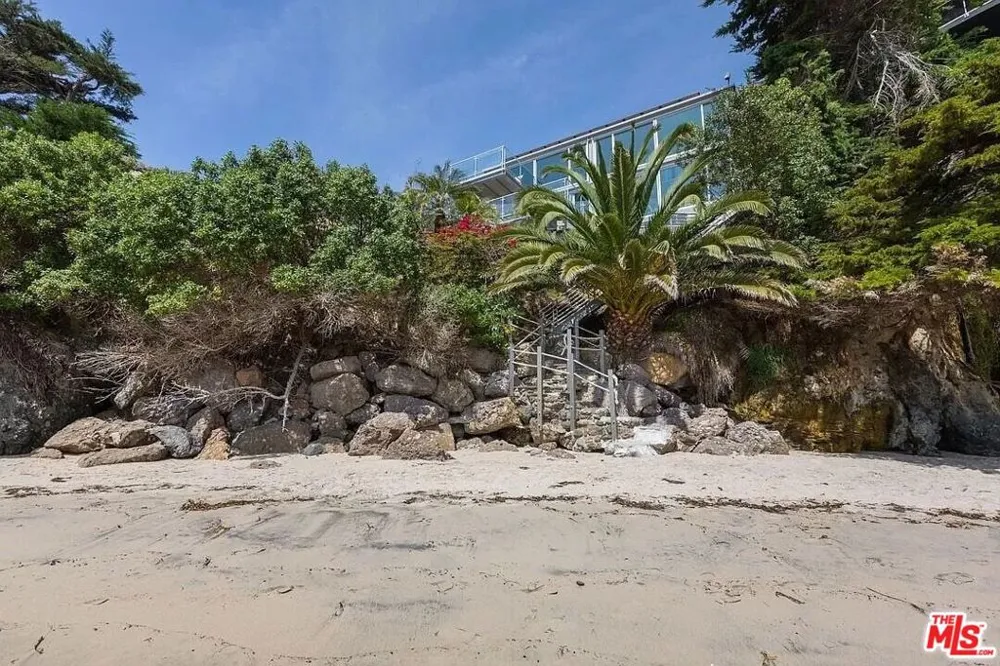 6525 Point Lechuza Drive Malibu, CA 90265