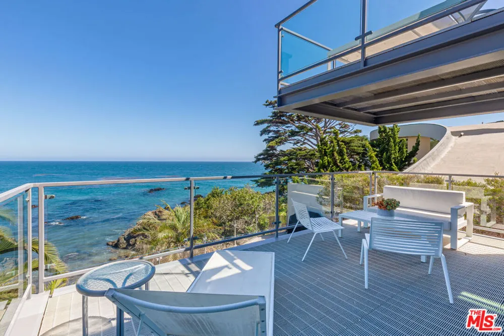 6525 Point Lechuza Drive Malibu, CA 90265
