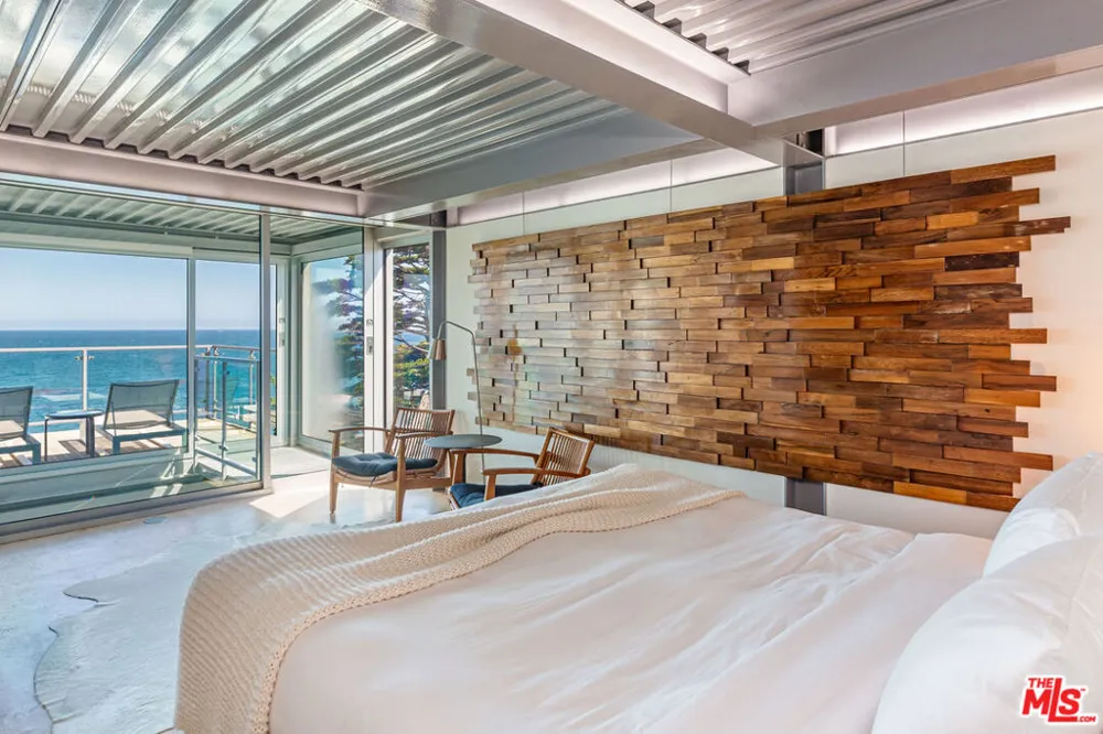6525 Point Lechuza Drive Malibu, CA 90265