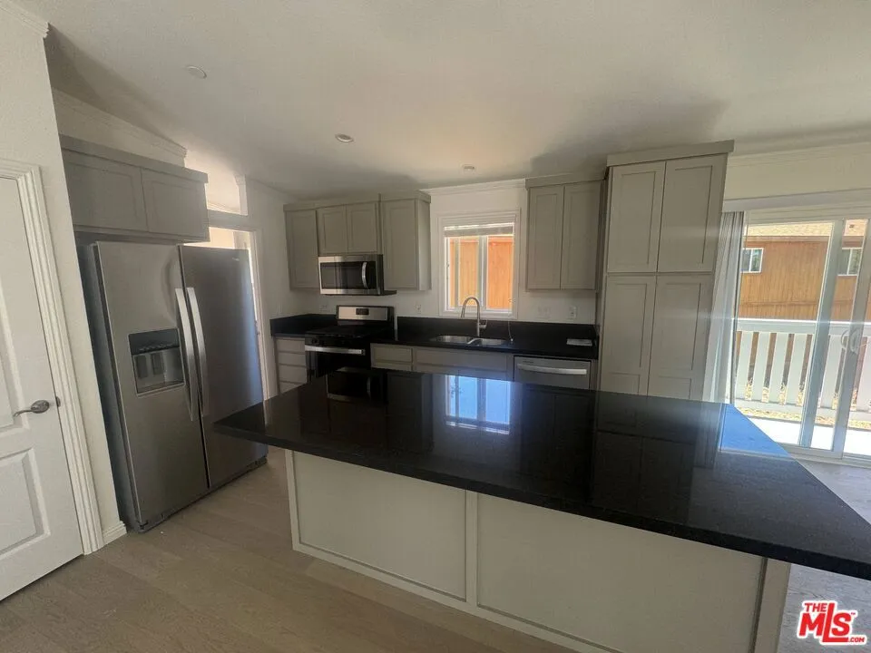 1336 La Crescenta Drive #2 Big Bear City, CA 92314