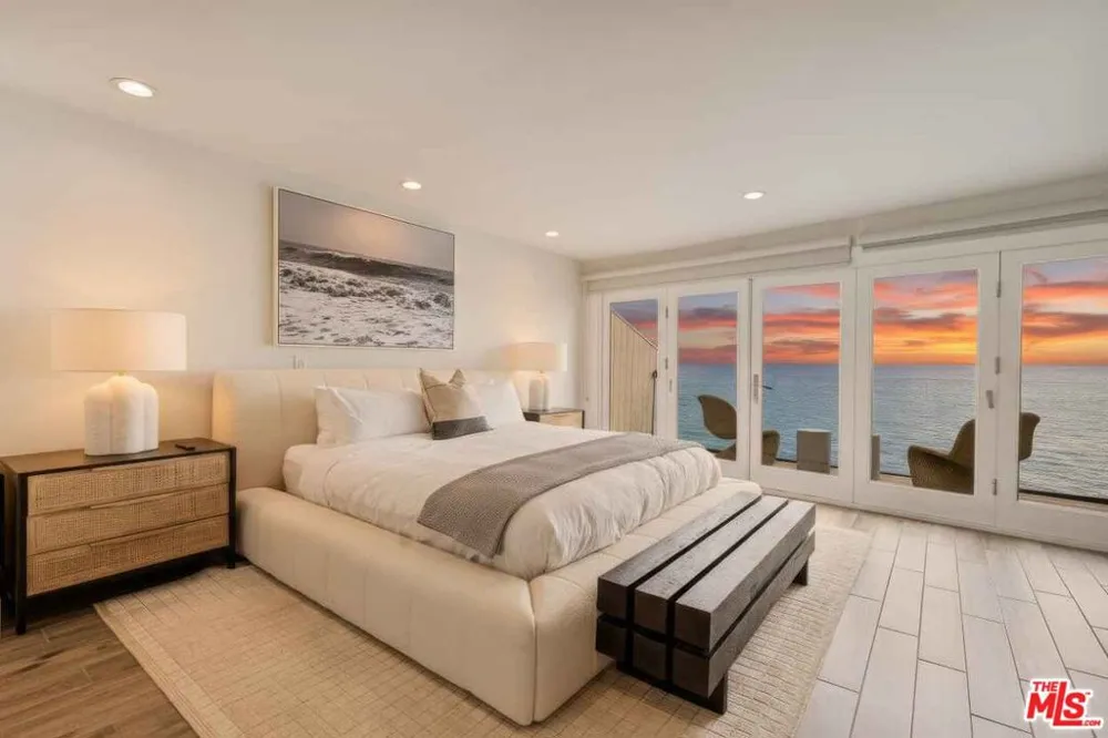 20460 Pacific Coast #2 Malibu, CA 90265