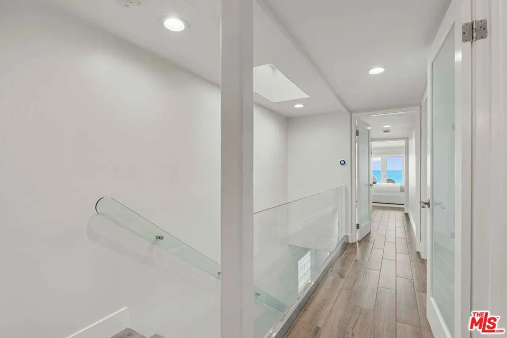 20460 Pacific Coast #2 Malibu, CA 90265