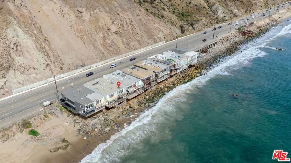 20460 Pacific Coast #2 Malibu, CA 90265