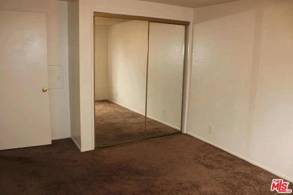 12100 Birch Avenue #22 Hawthorne, CA 90250