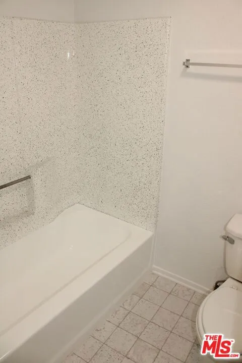 16515 S New Hampshire Avenue #17 Gardena, CA 90247