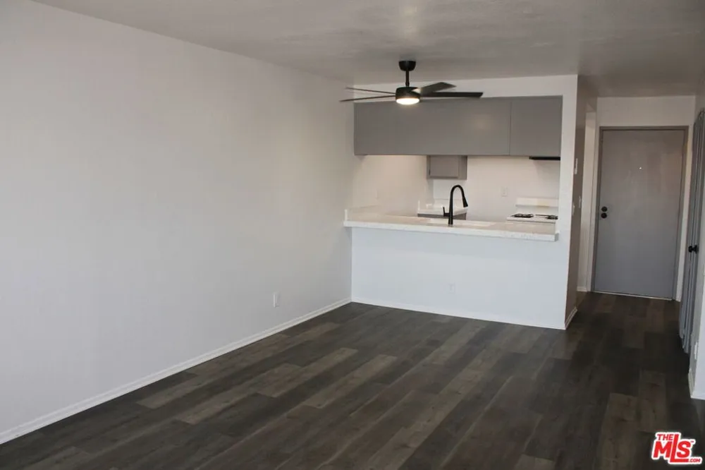 16515 S New Hampshire Avenue #17 Gardena, CA 90247