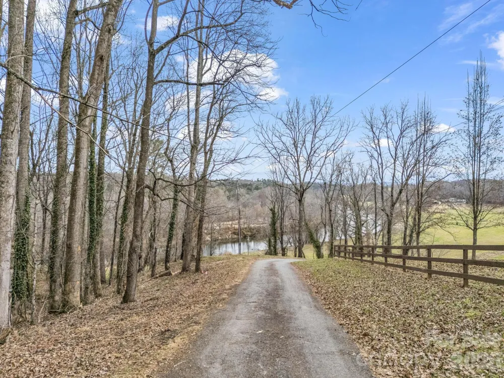 660 & 9999 Glenn Bridge Road Arden, NC 28704