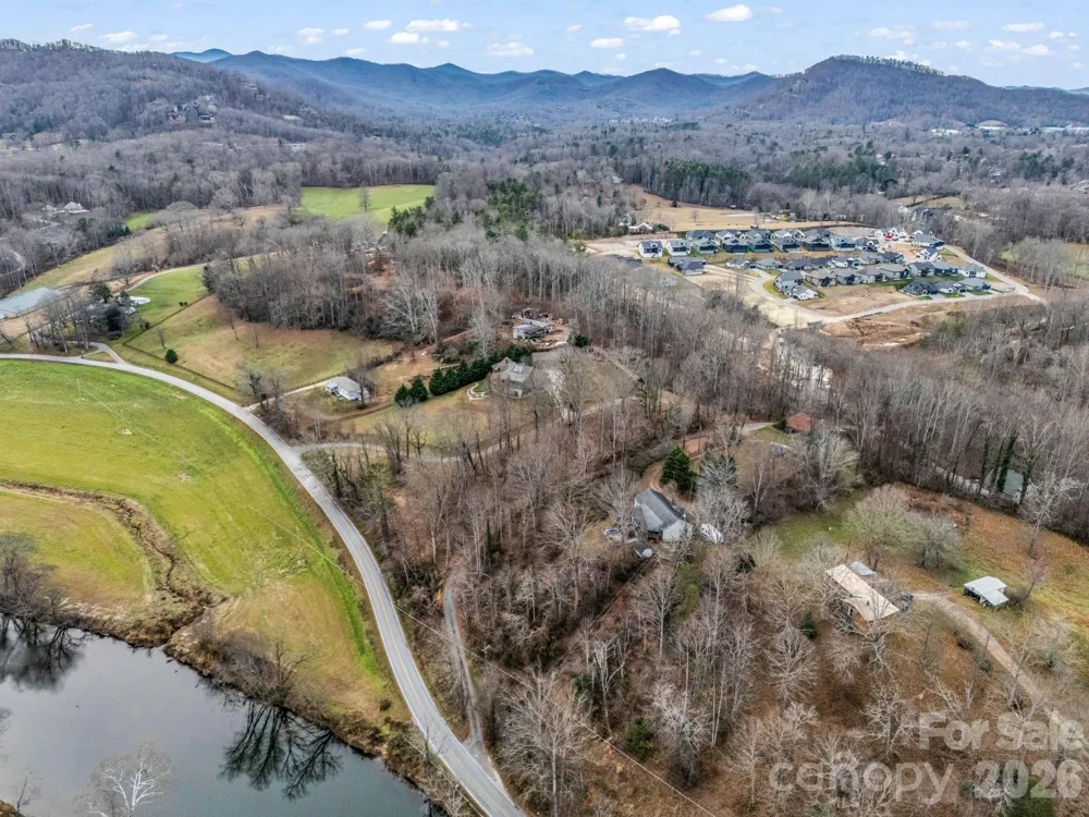 660 & 9999 Glenn Bridge Road Arden, NC 28704