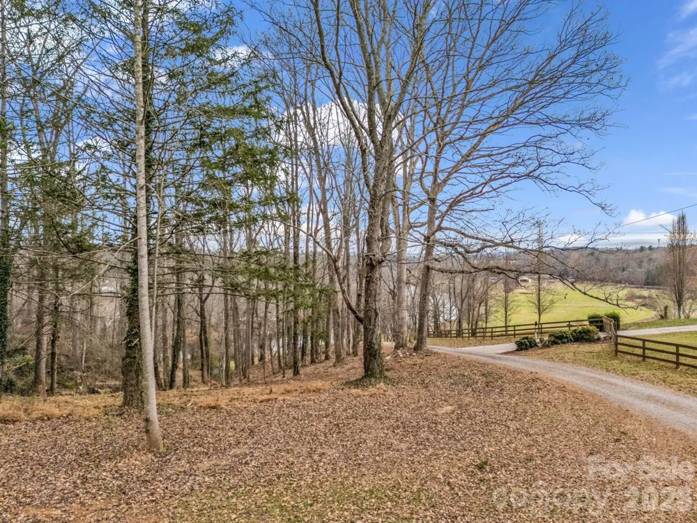 660 & 9999 Glenn Bridge Road Arden, NC 28704