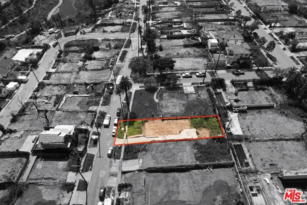 709 Swarthmore Avenue Los Angeles, CA 90272