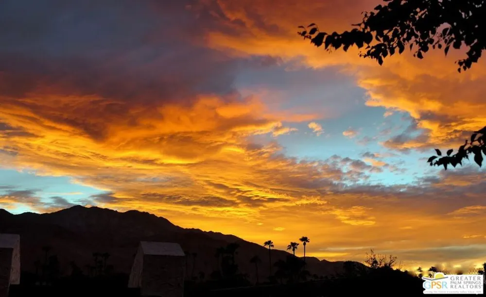 2360 W Miramonte Circle #F Palm Springs, CA 92264