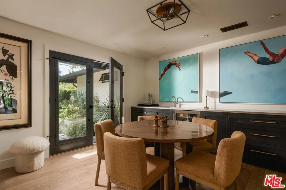 135 Pomar Lane Santa Barbara, CA 93108