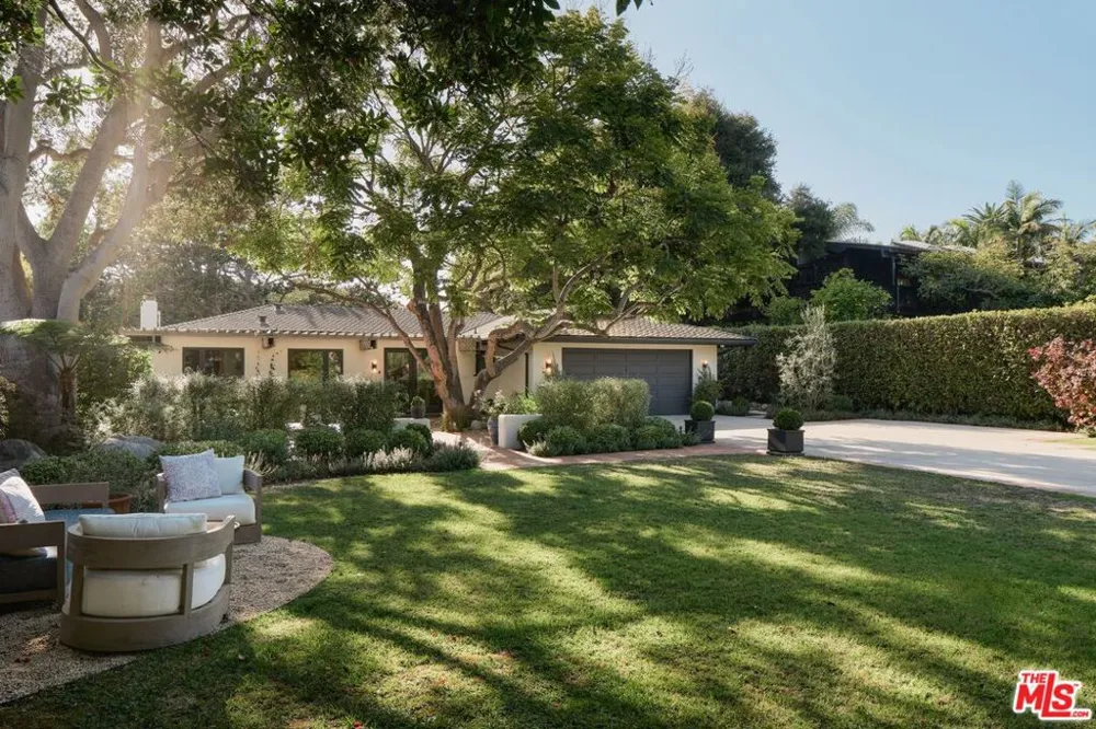 135 Pomar Lane Santa Barbara, CA 93108