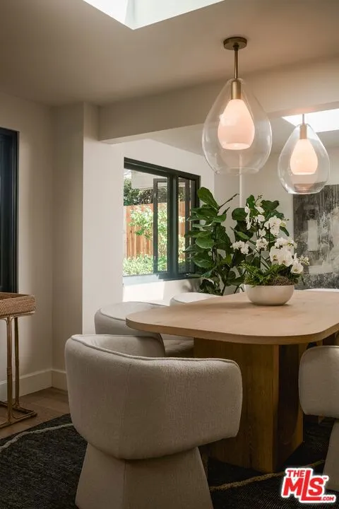 135 Pomar Lane Santa Barbara, CA 93108