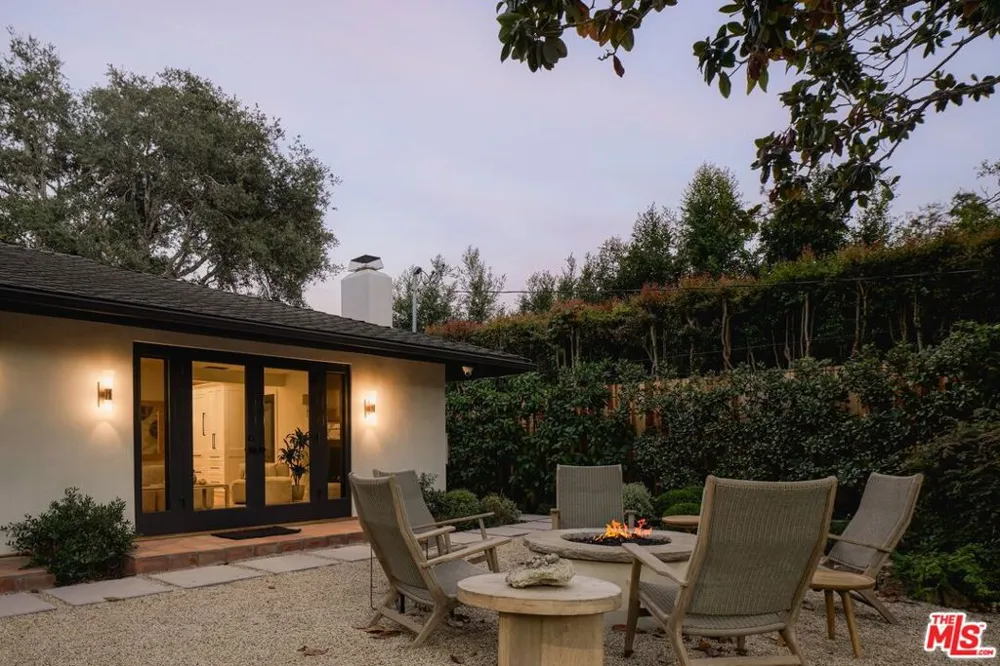 135 Pomar Lane Santa Barbara, CA 93108