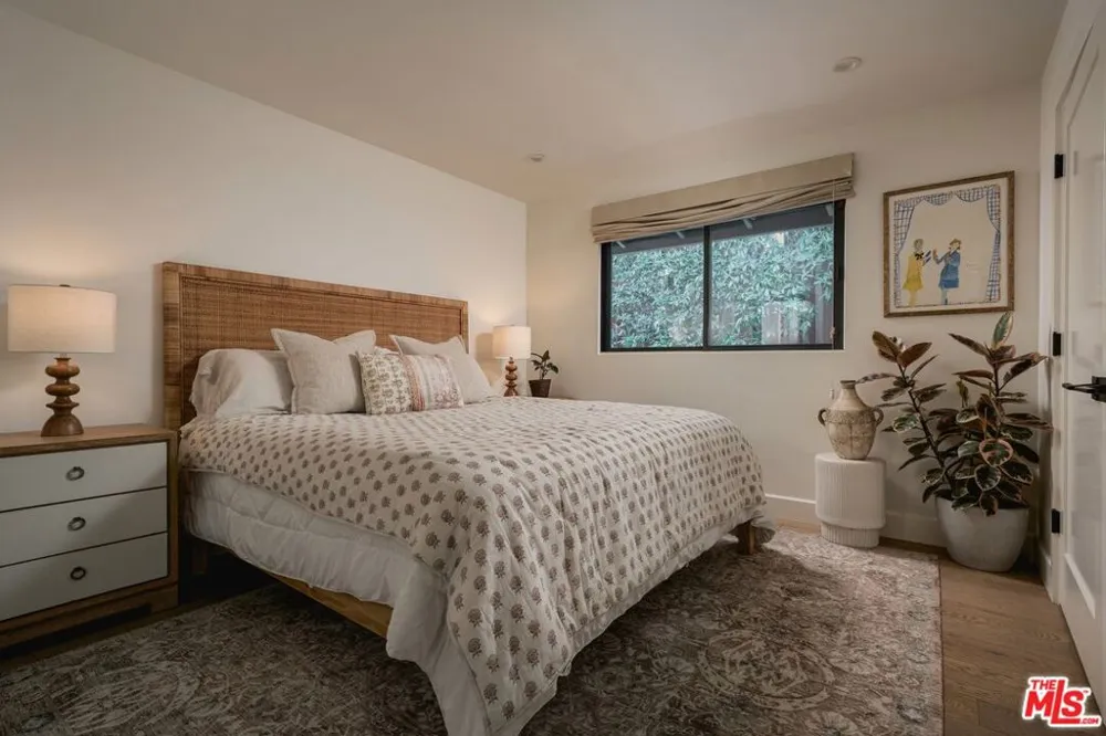 135 Pomar Lane Santa Barbara, CA 93108