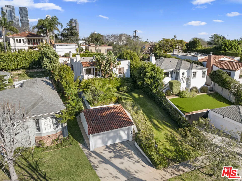 1914 Fairburn Avenue Los Angeles, CA 90025