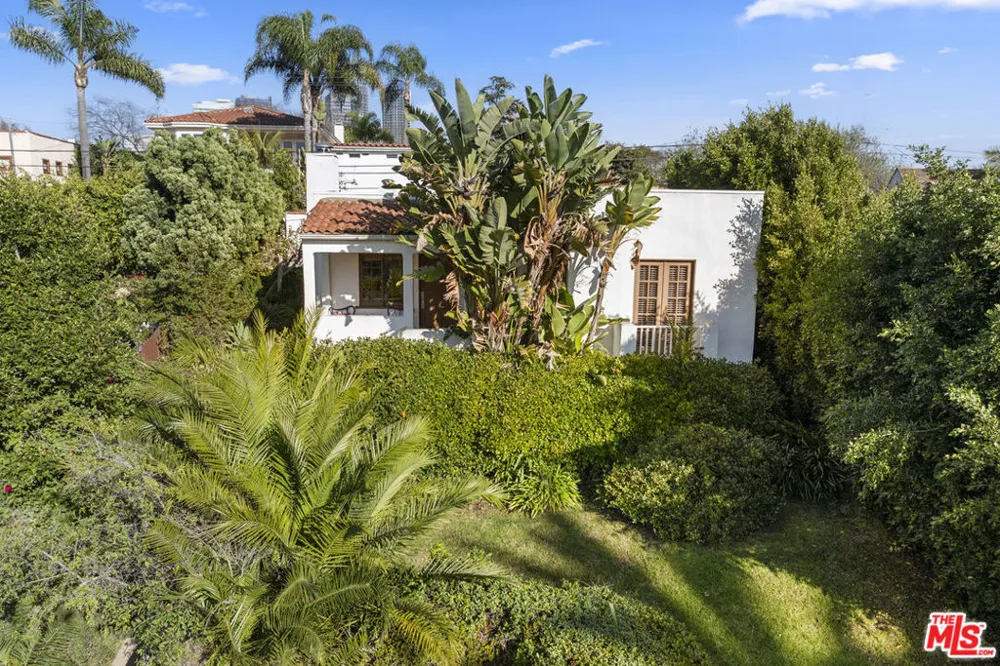 1914 Fairburn Avenue Los Angeles, CA 90025
