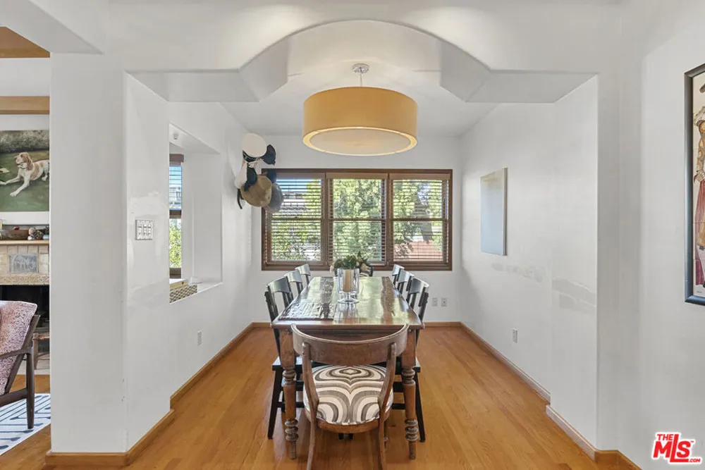 1914 Fairburn Avenue Los Angeles, CA 90025