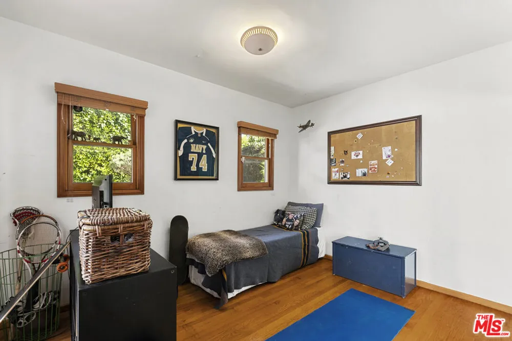 1914 Fairburn Avenue Los Angeles, CA 90025