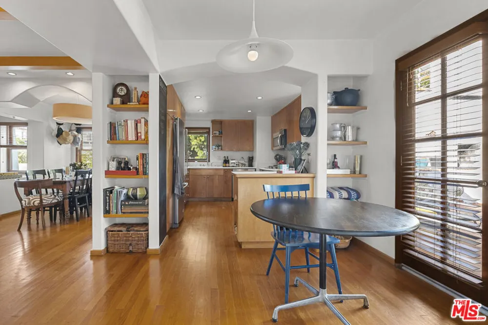 1914 Fairburn Avenue Los Angeles, CA 90025